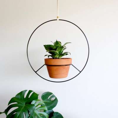 Hanging plant pots with stand